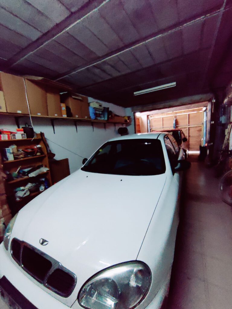 garage for 2 cars